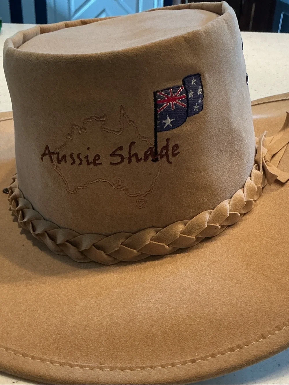 Aussie Shade adjustable tan